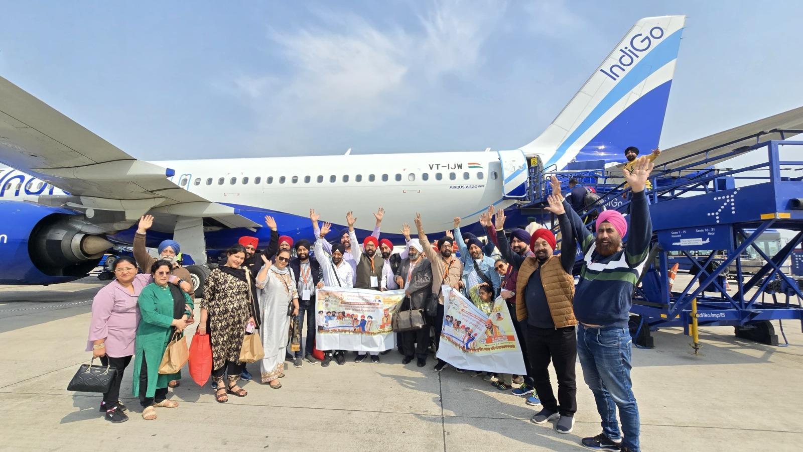 यात्रियों की श्रद्धा, विधायक राजेश्वर सिंह की उत्तम व्यवस्था, पूर्ण हुई अमृतसर - करतारपुर साहिब तीर्थयात्रा 